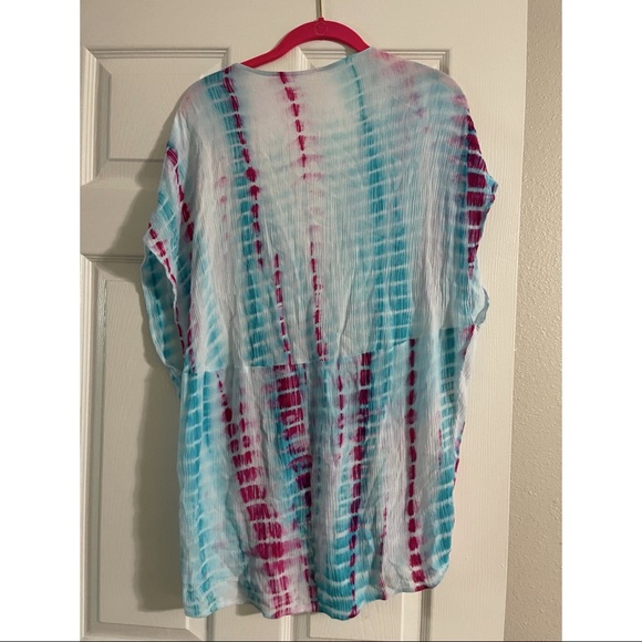 Turquoise and Pink Tie Dye Tunic Size M - Picture 3 of 3
